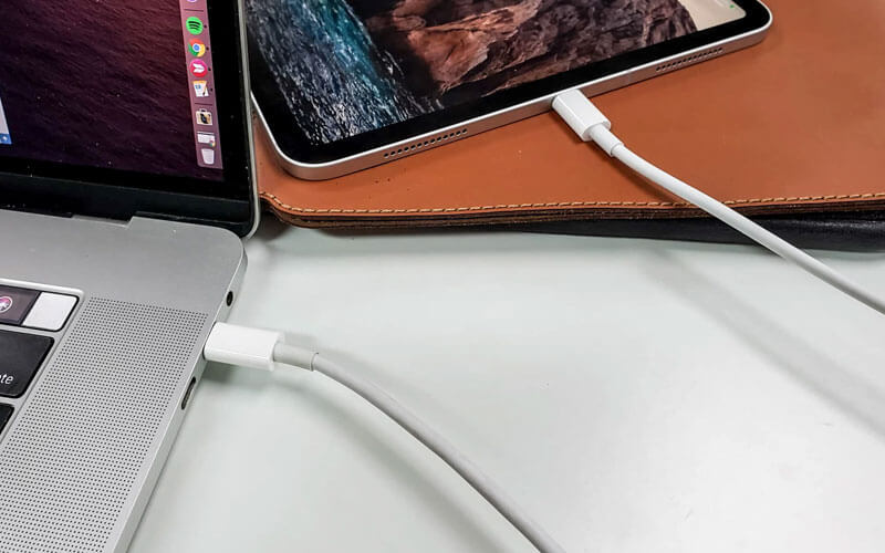 Cáp sạc nhanh Type C to Type C Apple MLL82 2M Chính hãng