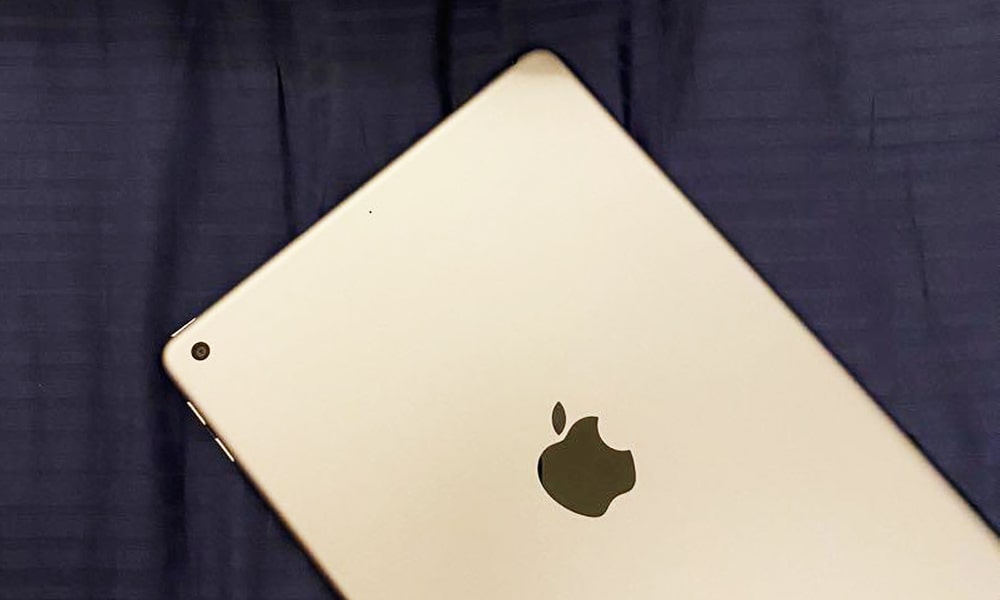 iPad 9.7 inch Gen 6 2018 32GB Wifi 99% đẹp như mới, có trả góp sẵn hàng