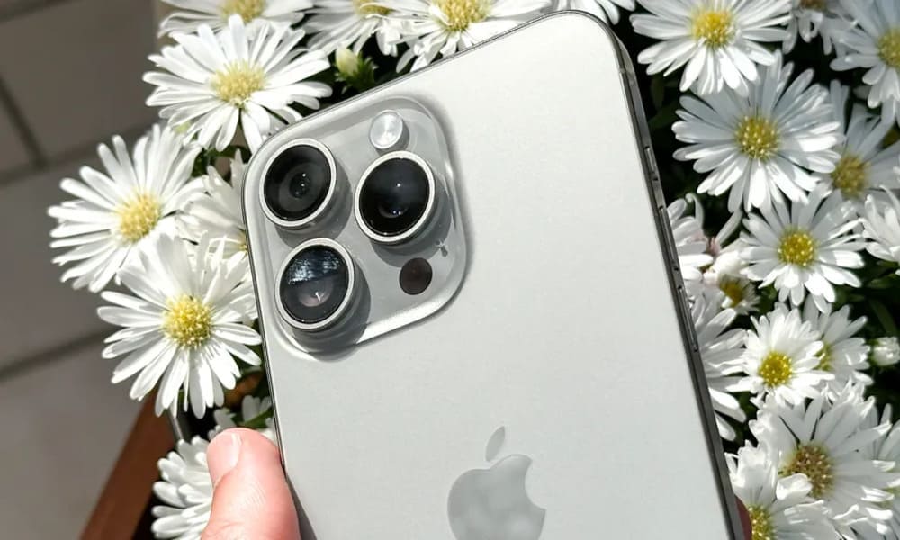Máy ảnh chính của iPhone 15 Pro Max 256GB cũ có nhiều cải tiến