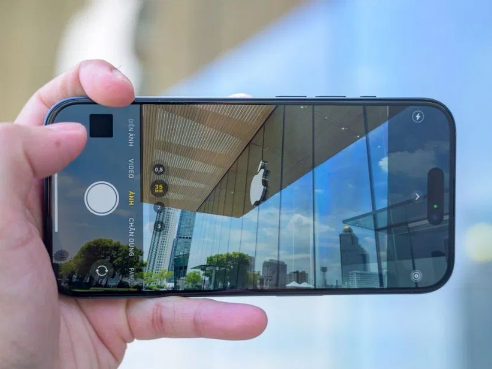 Kiểm tra chất lượng của camera trước khi mua iPhone 16 512GB cũ