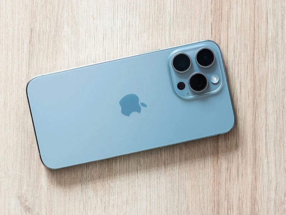 iPhone 16 Pro 256GB cũ là lựa chọn phù hợp cho người yêu thích chụp ảnh