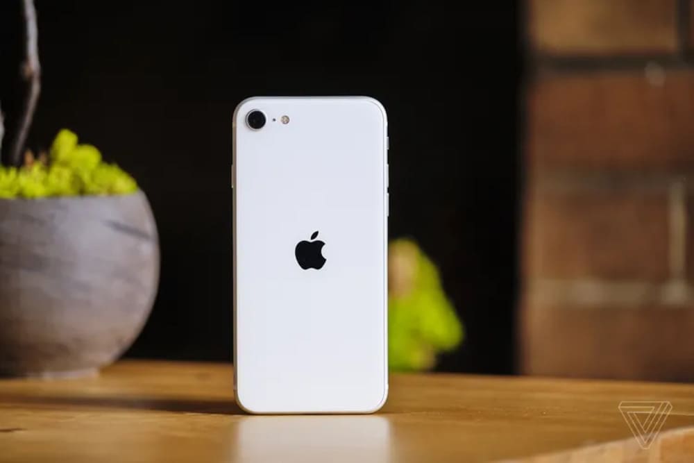 Điện thoại iPhone SE 2020 128GB cũ giá rẻ. Sẵn hàng đủ màu. Trả góp 0%