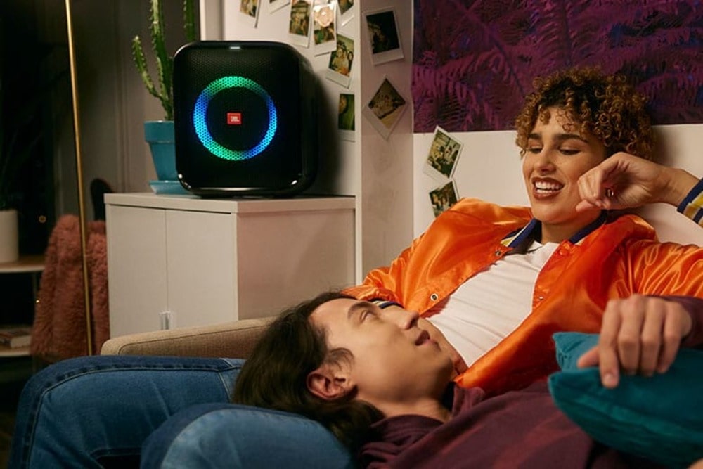 Loa JBL Encore Essential cao cấp, giải trí cực đỉnh cùng âm nhạc chất lượng 