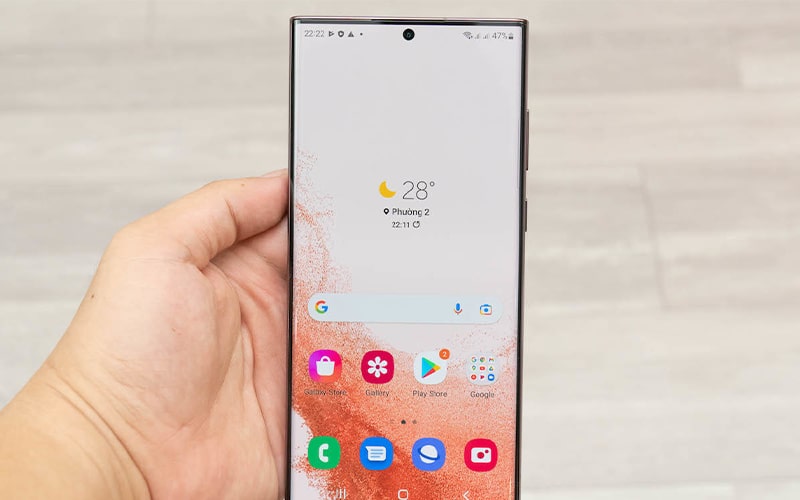 Màn hình Samsung Galaxy S22 Ultra 512GB Cũ to, viền mỏng thoả sức giải trí