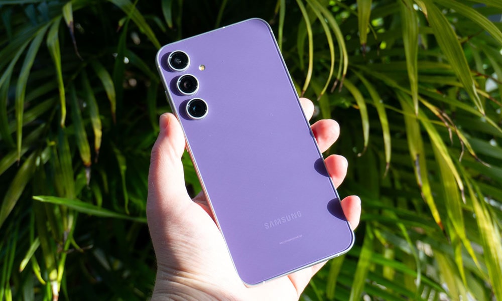 Thiết kế Galaxy S23 FE Mỹ cũ vẫn trẻ trung và hiện đại